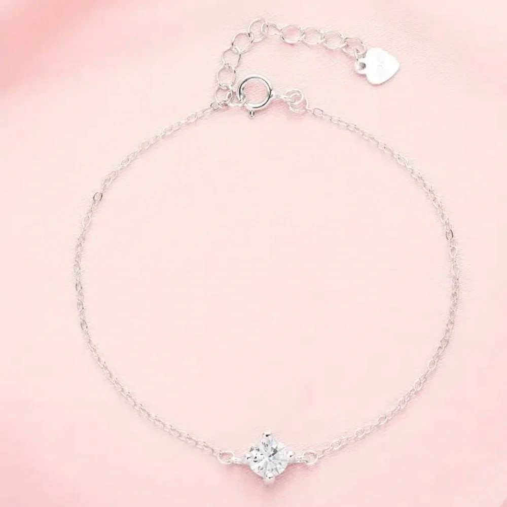 925 Sterling Silver 4-Prong Round White Zircon Charm Bracelet New in Packaging